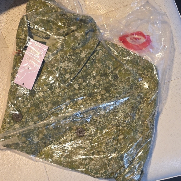 NWT Wild Fable Women's Cropped Canvas Surplus Shacket - Picture 3 of 4